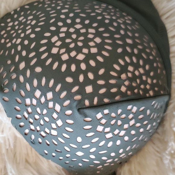 Shade & Shore Olive Green Bikini Top | 34D - Picture 3 of 10